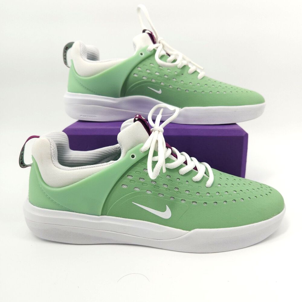 Nike SB Nyjah 3 Shoes Women Size 9 Men 7.5 Enamel Green Skateboarding